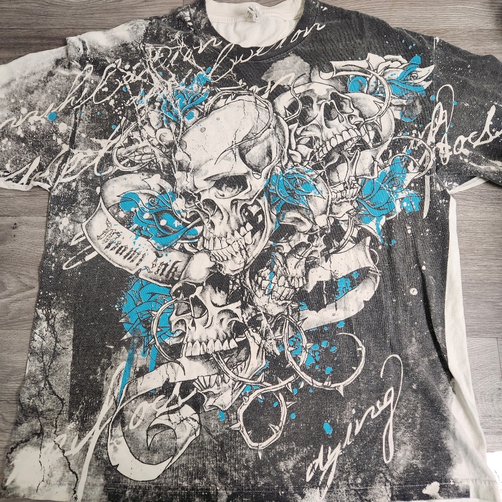 Vintage Miami Ink Tatoo White Black T Shirt Size XL Skull Distressed Y2K‎ Faded